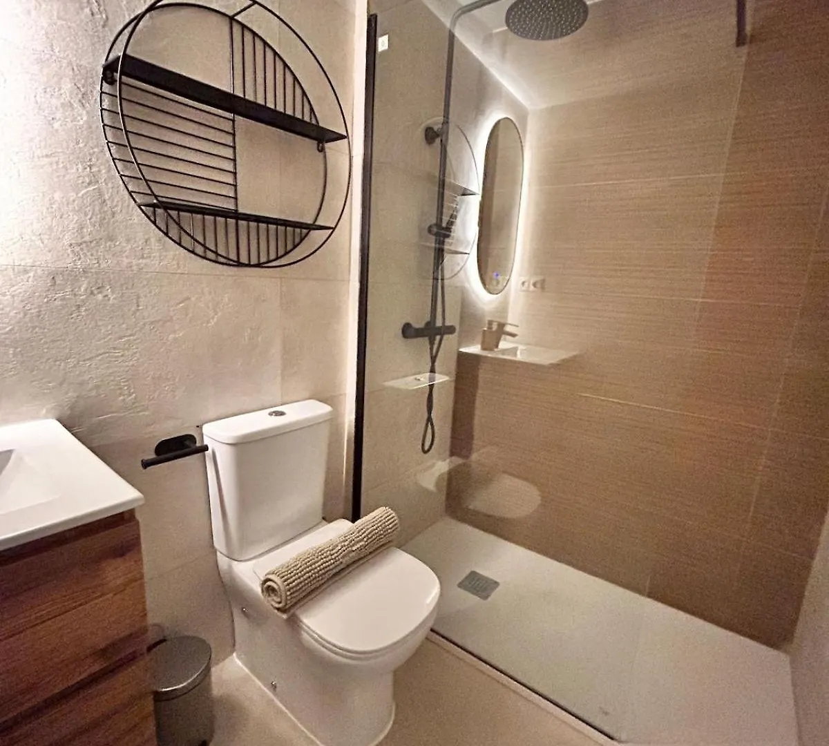 Aerosuites103 Alojamiento Madrid 0*,  Spain